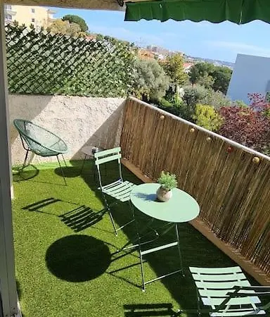 Studio Avec Grande Terrasse Apartment Antibes